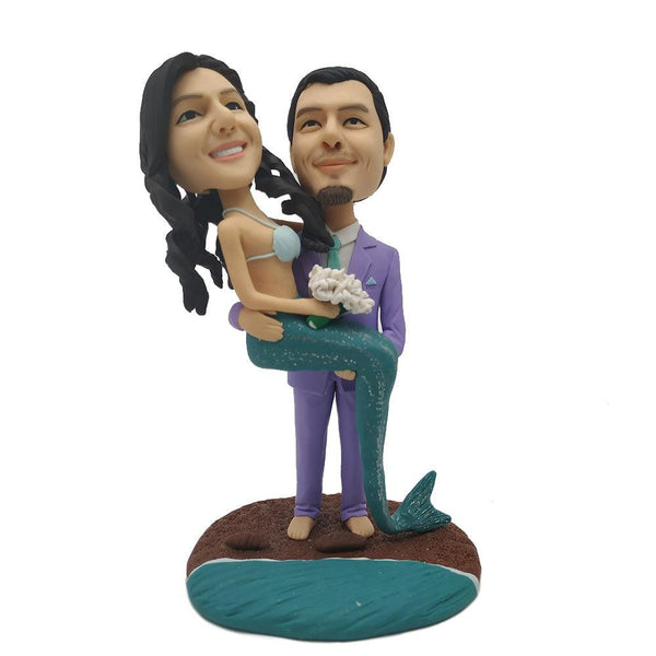 Embrace Couple Custom Bobblehead - Mydedor Bobblehead and Custom gifts Shop
