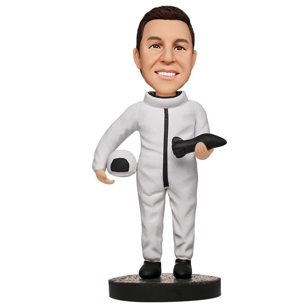 Male-Astronaut-Custom-Bobblehead-With-Engraved-Text